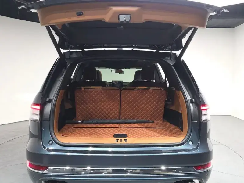 2023 Lincoln Aviator с пробегом 40 358 км