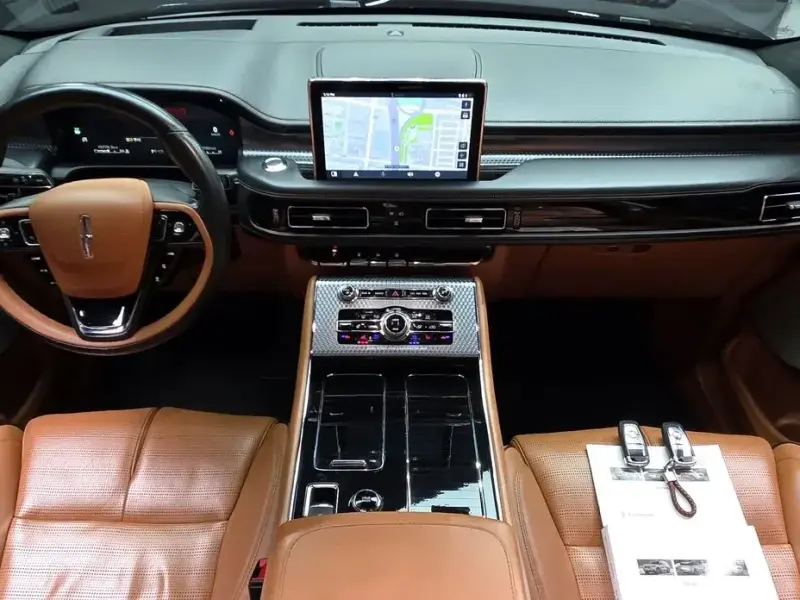 2023 Lincoln Aviator с пробегом 73 775 км