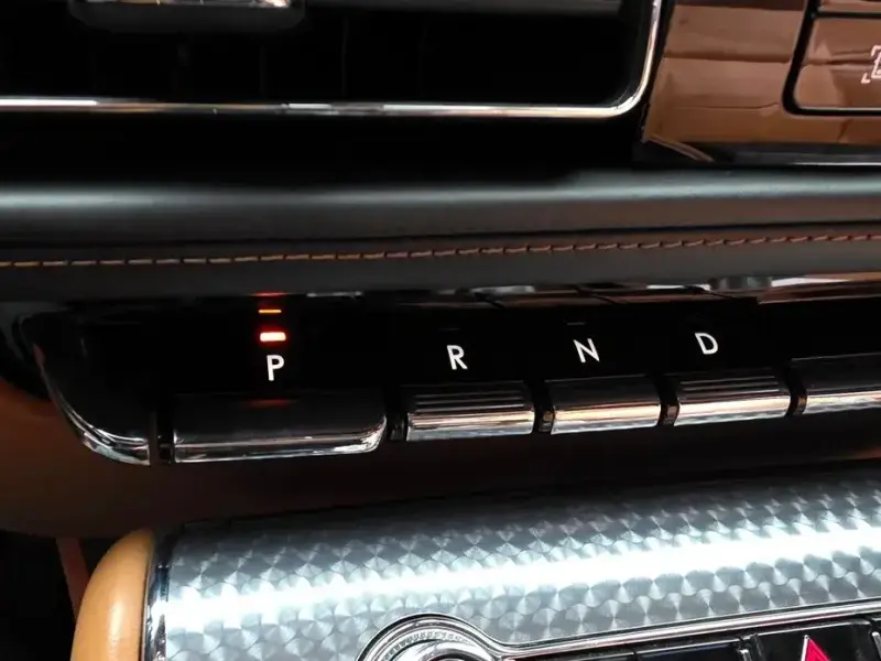 2023 Lincoln Aviator с пробегом 73 775 км