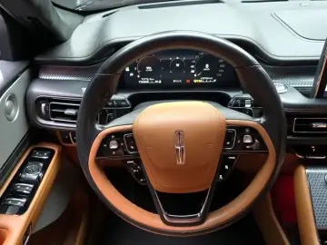 2023 Lincoln Aviator с пробегом 73 775 км