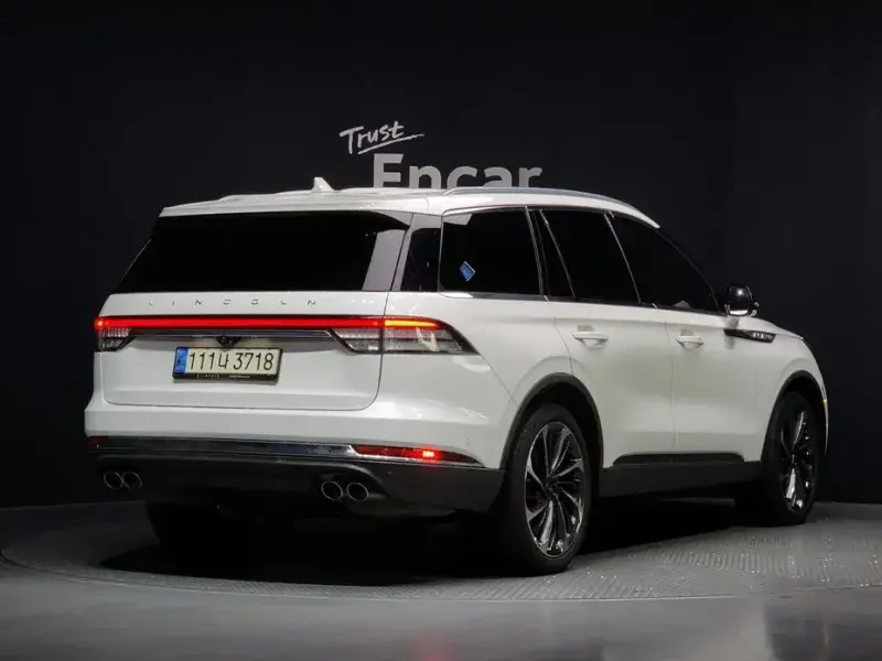 2021 Lincoln Aviator с пробегом 93 236 км
