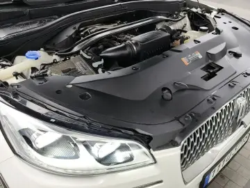 2021 Lincoln Aviator с пробегом 93 236 км