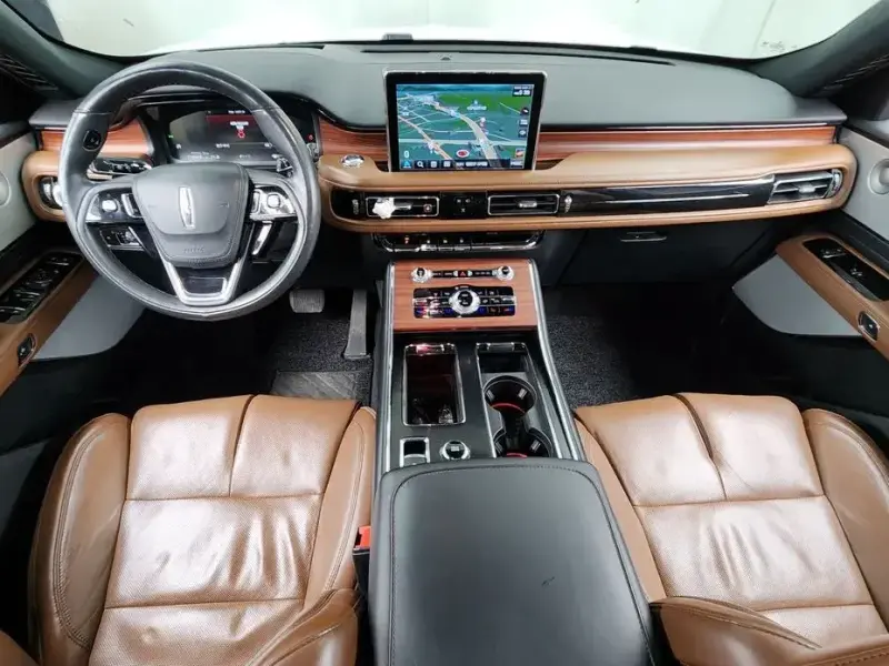 2021 Lincoln Aviator с пробегом 93 236 км
