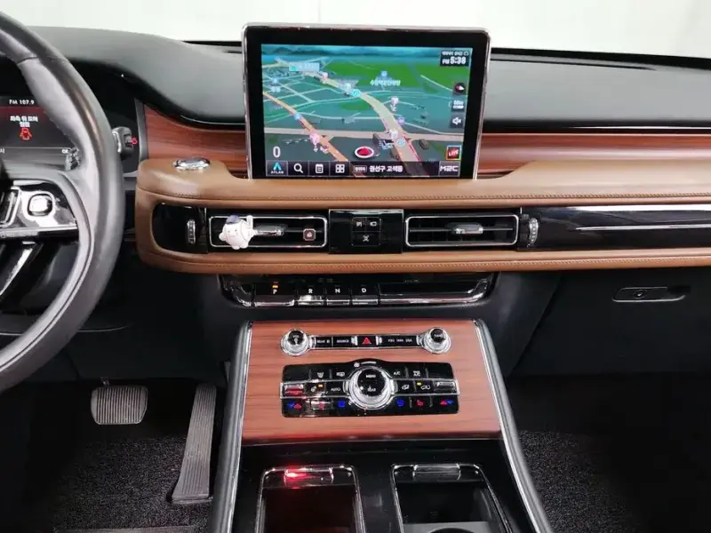 2021 Lincoln Aviator с пробегом 93 236 км