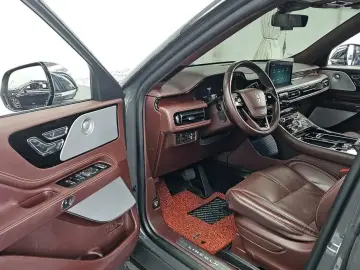 2021 Lincoln Aviator с пробегом 68 356 км
