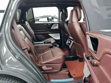 2021 Lincoln Aviator с пробегом 68 356 км