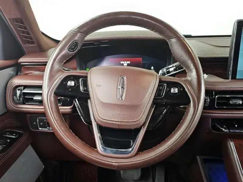 2021 Lincoln Aviator с пробегом 68 356 км