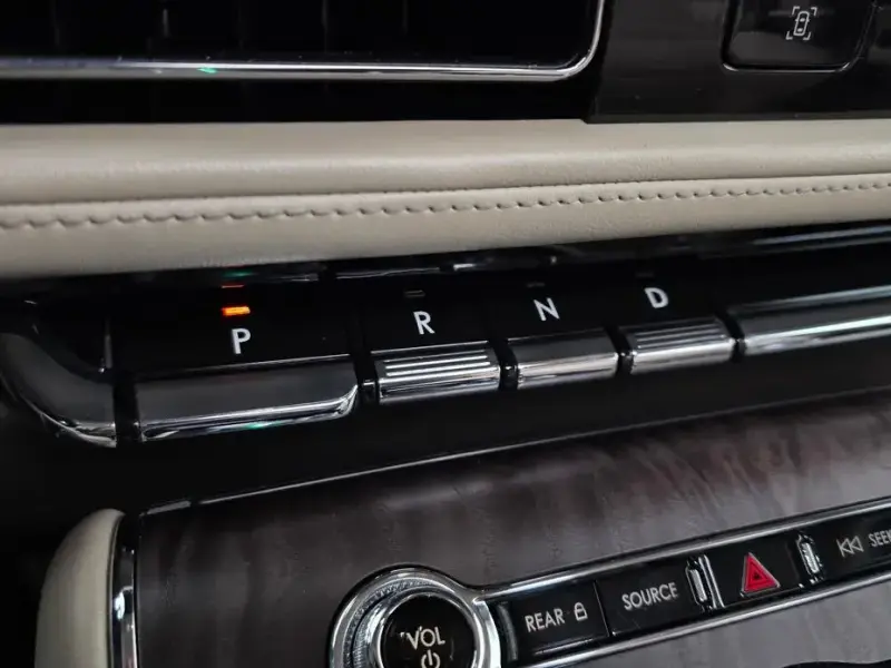 2020 Lincoln Aviator с пробегом 66 387 км