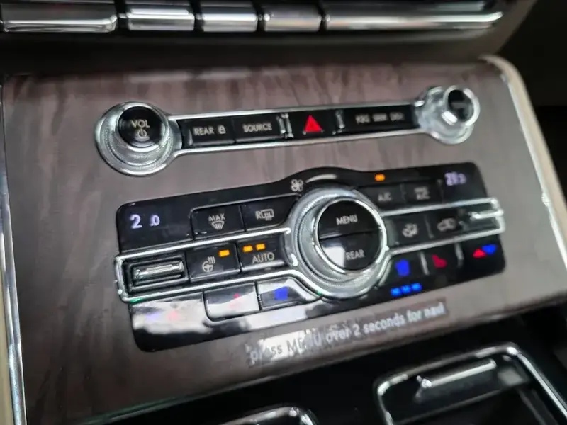 2020 Lincoln Aviator с пробегом 66 387 км