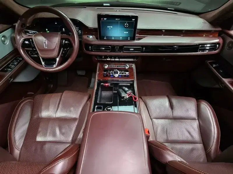 2022 Lincoln Aviator с пробегом 32 337 км