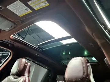 2022 Lincoln Aviator с пробегом 32 337 км