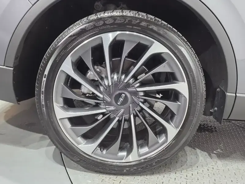 2021 Lincoln Aviator с пробегом 45 235 км