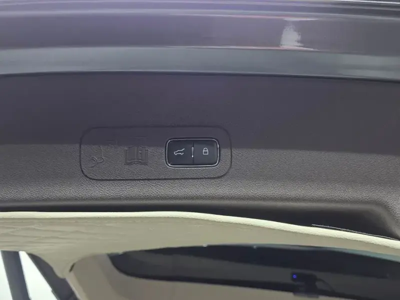 2021 Lincoln Aviator с пробегом 45 235 км