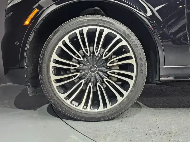 2022 Lincoln Aviator с пробегом 63 663 км