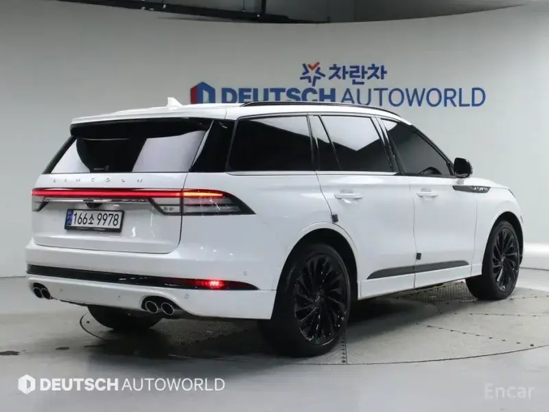 2023 Lincoln Aviator с пробегом 28 179 км