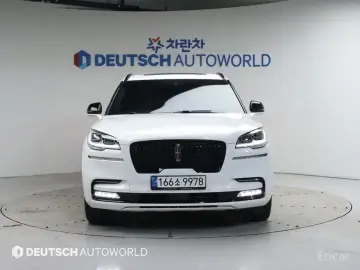 2023 Lincoln Aviator с пробегом 28 179 км