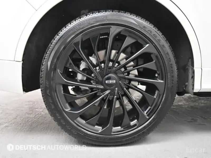 2023 Lincoln Aviator с пробегом 28 179 км
