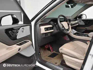 2023 Lincoln Aviator с пробегом 28 179 км