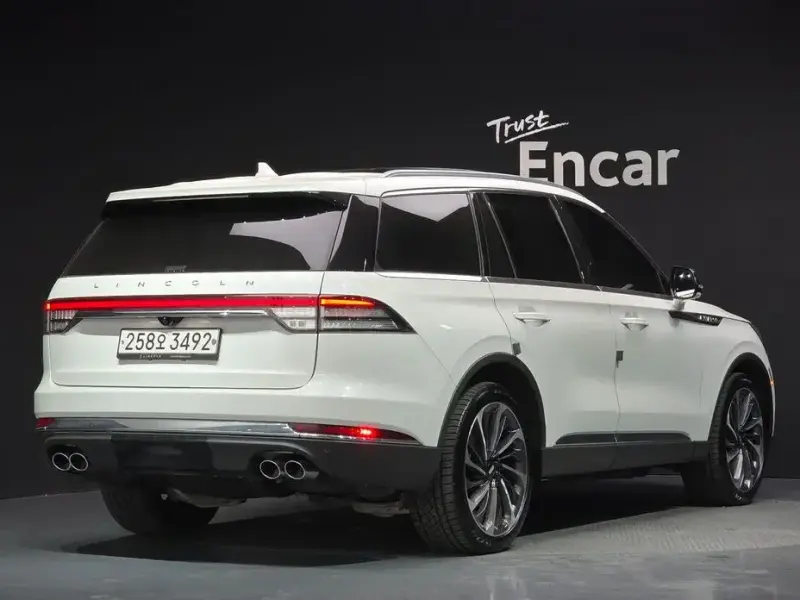 2020 Lincoln Aviator с пробегом 119 875 км