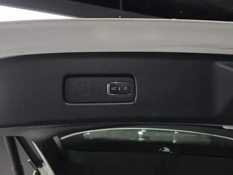 2020 Lincoln Aviator с пробегом 119 875 км