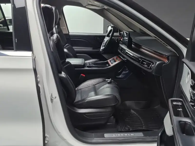2020 Lincoln Aviator с пробегом 119 875 км