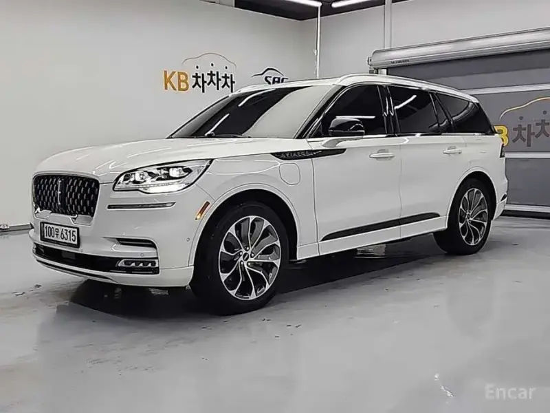 2020 Lincoln Aviator с пробегом 107 607 км
