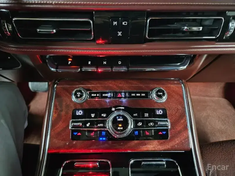 2020 Lincoln Aviator с пробегом 133 109 км