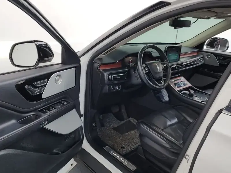 2020 Lincoln Aviator с пробегом 59 860 км