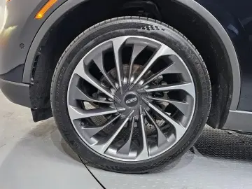 2021 Lincoln Aviator с пробегом 105 281 км