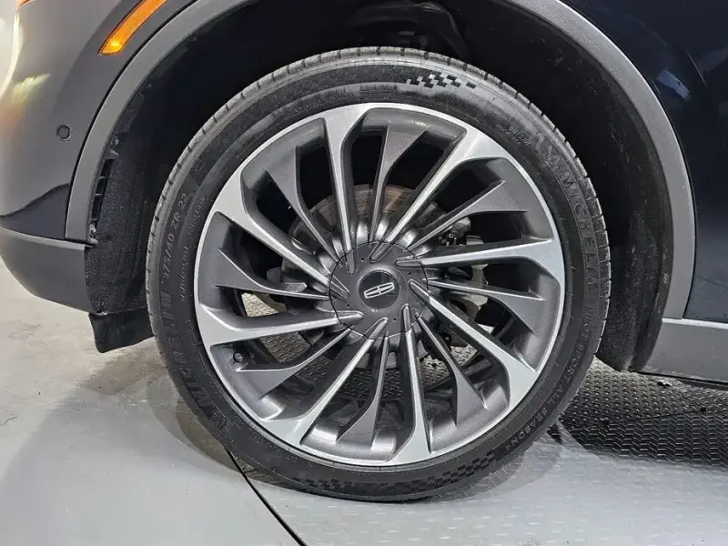 2021 Lincoln Aviator с пробегом 105 281 км