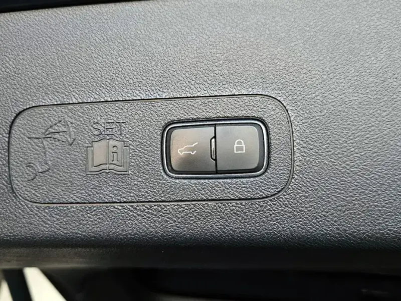 2021 Lincoln Aviator с пробегом 105 281 км
