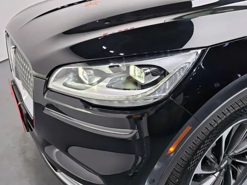 2021 Lincoln Aviator с пробегом 105 281 км
