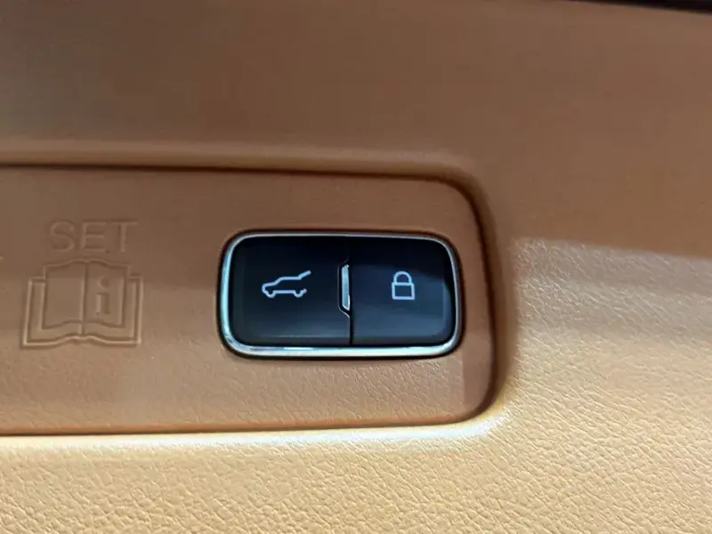 2020 Lincoln Aviator с пробегом 116 563 км