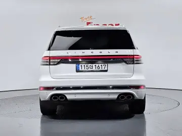 2022 Lincoln Aviator с пробегом 60 695 км