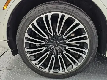 2022 Lincoln Aviator с пробегом 60 695 км