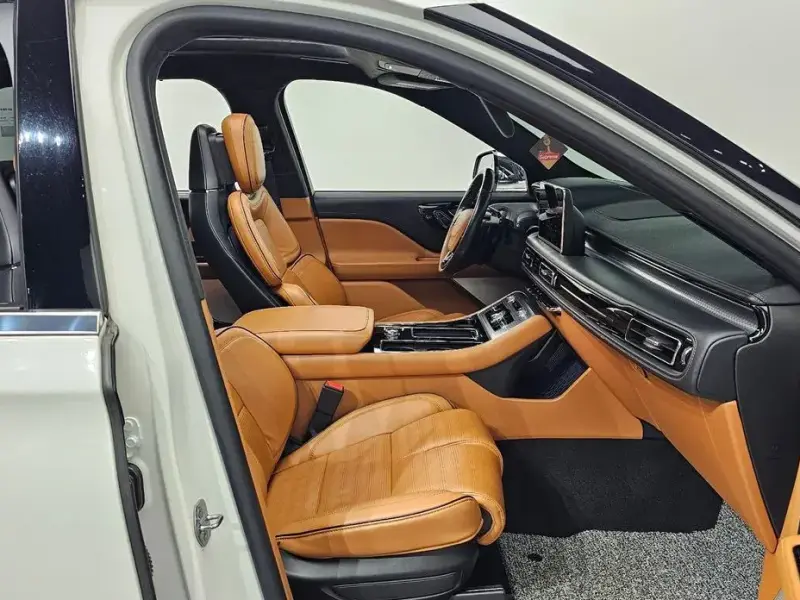2022 Lincoln Aviator с пробегом 60 695 км