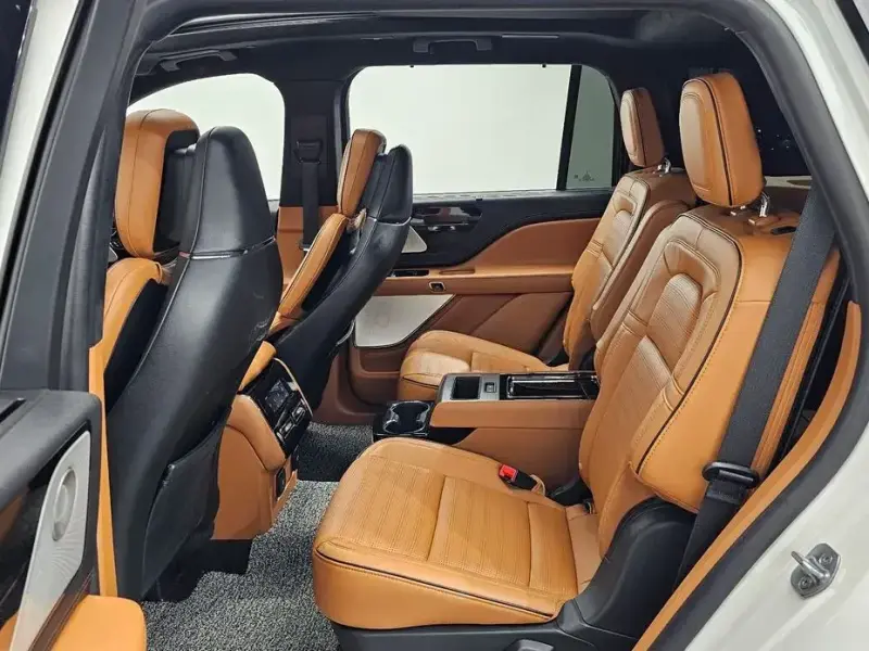 2022 Lincoln Aviator с пробегом 60 695 км