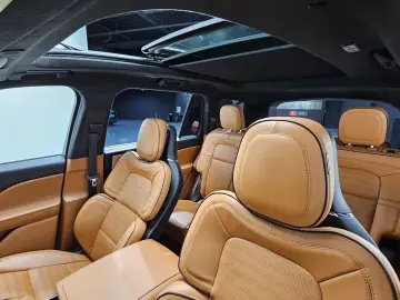 2022 Lincoln Aviator с пробегом 60 695 км