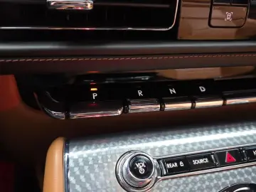2021 Lincoln Aviator с пробегом 42 697 км