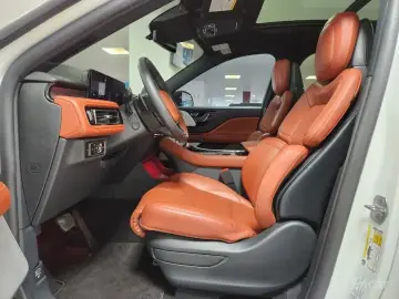 2024 Lincoln Aviator с пробегом 18 503 км