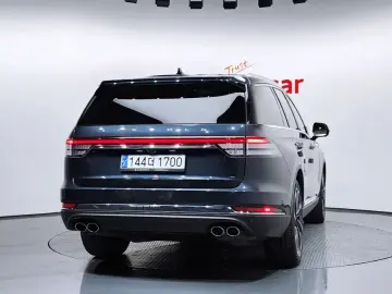 2023 Lincoln Aviator с пробегом 37 878 км