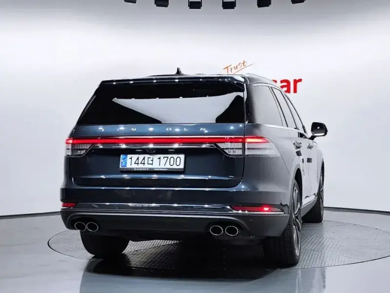 2023 Lincoln Aviator с пробегом 37 878 км