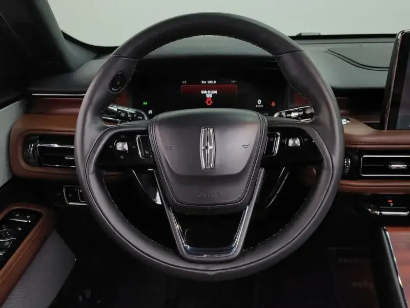 2023 Lincoln Aviator с пробегом 37 878 км
