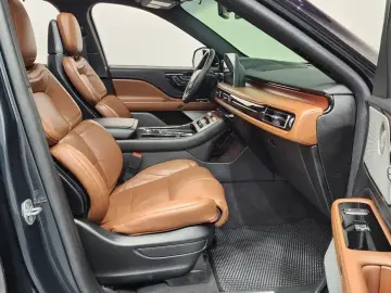 2023 Lincoln Aviator с пробегом 37 878 км