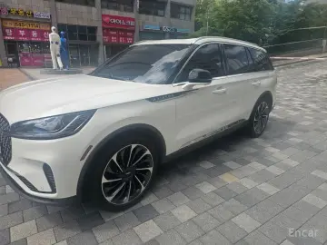 2025 Lincoln Aviator с пробегом 16 500 км
