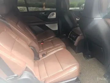 2025 Lincoln Aviator с пробегом 16 500 км