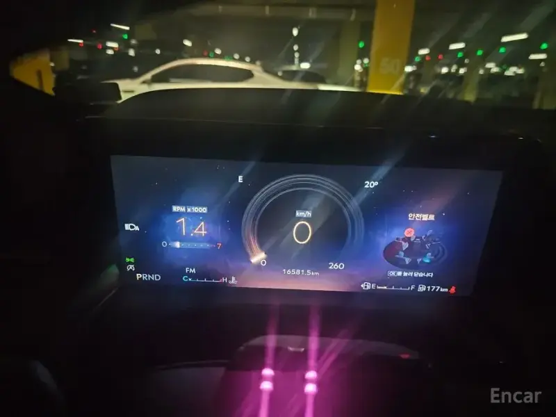 2025 Lincoln Aviator с пробегом 16 500 км