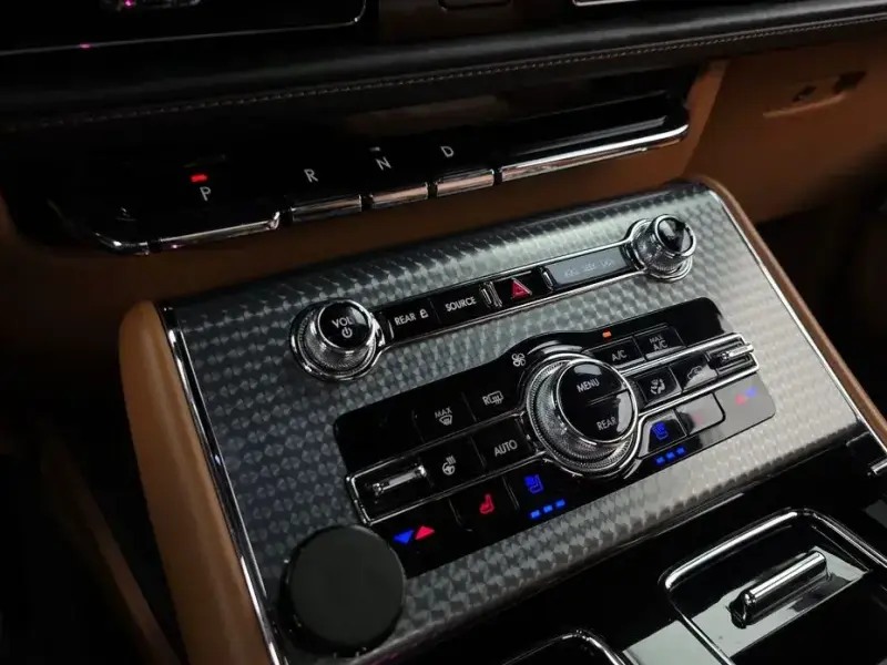 2021 Lincoln Aviator с пробегом 101 646 км