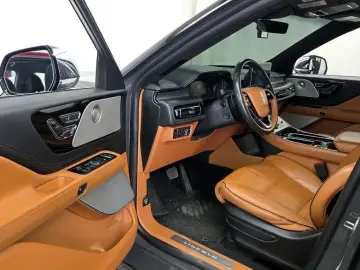 2021 Lincoln Aviator с пробегом 101 646 км