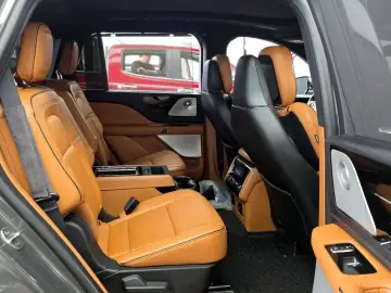2021 Lincoln Aviator с пробегом 101 646 км
